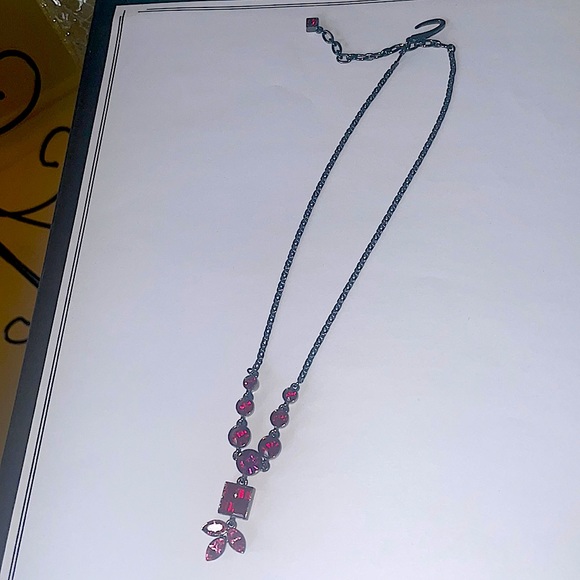 VINTAGE GIVENCHY NECKLACE - Picture 8 of 8